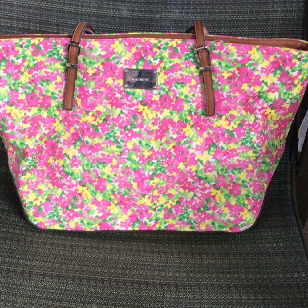 Bag - Picture 2 of 2